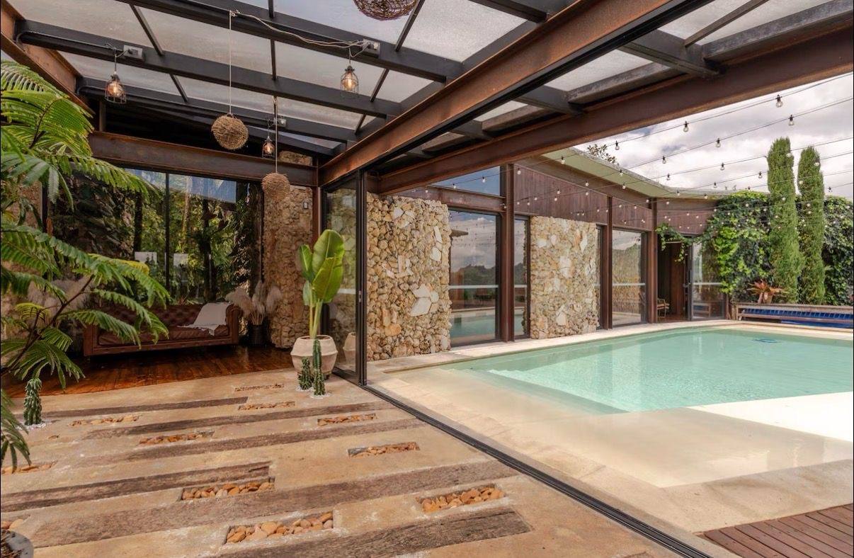 The Anchor estate pool and gardens